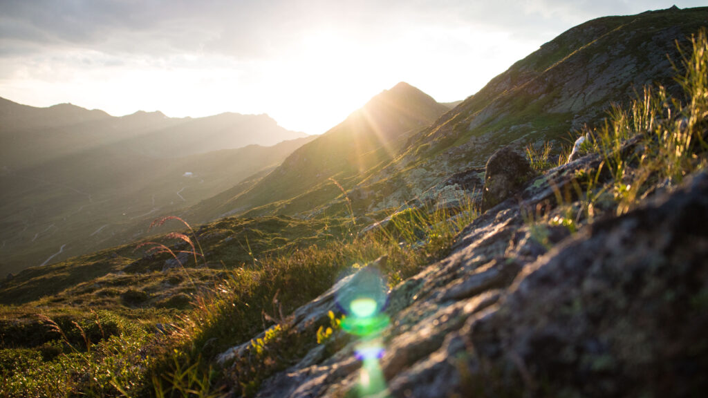 Berglandschaft im Sonnenuntergang